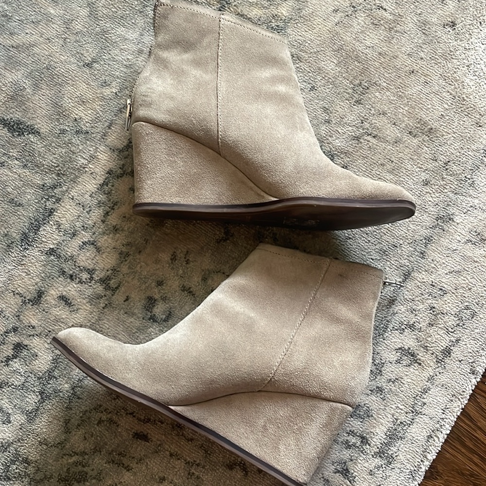 Dolce Vita Tan Ankle Booties